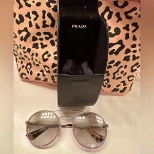 Prada sunnies!